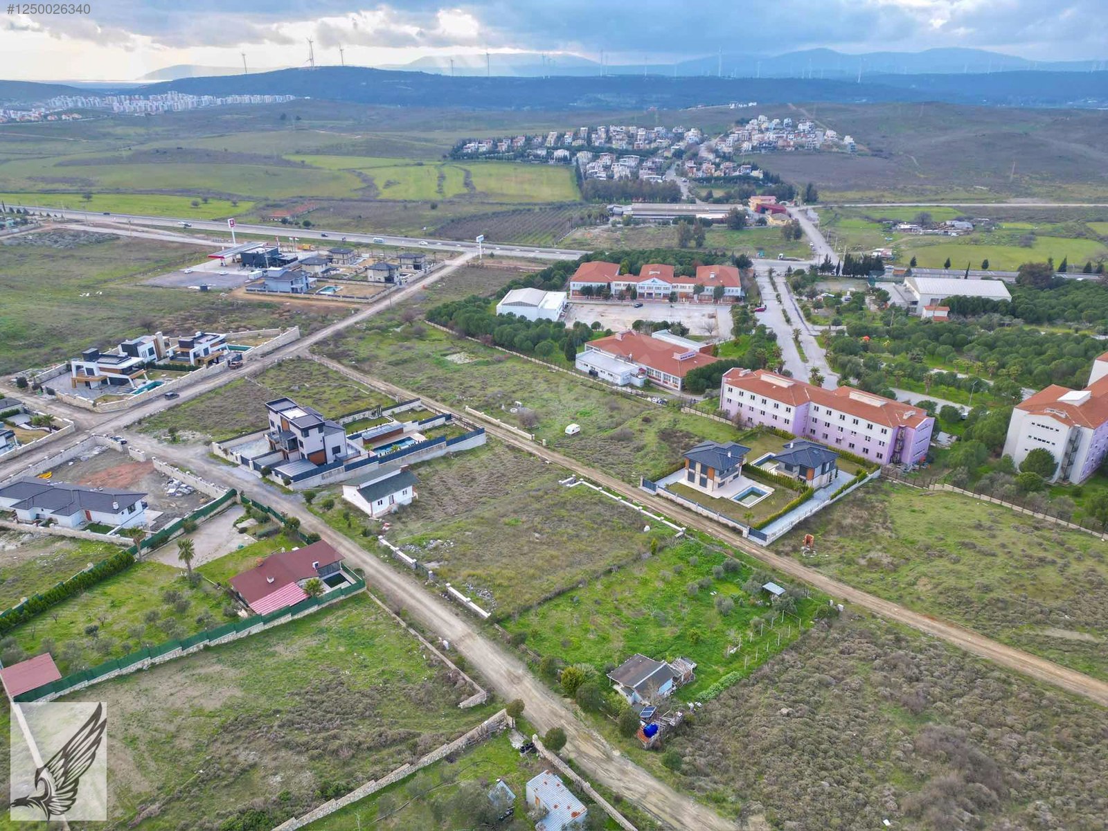 Düzce Bahçeşehir bölgesinde 1530 m2 imarlı arsa - İZMİR SEFERİHİSAR fotoğraf 3